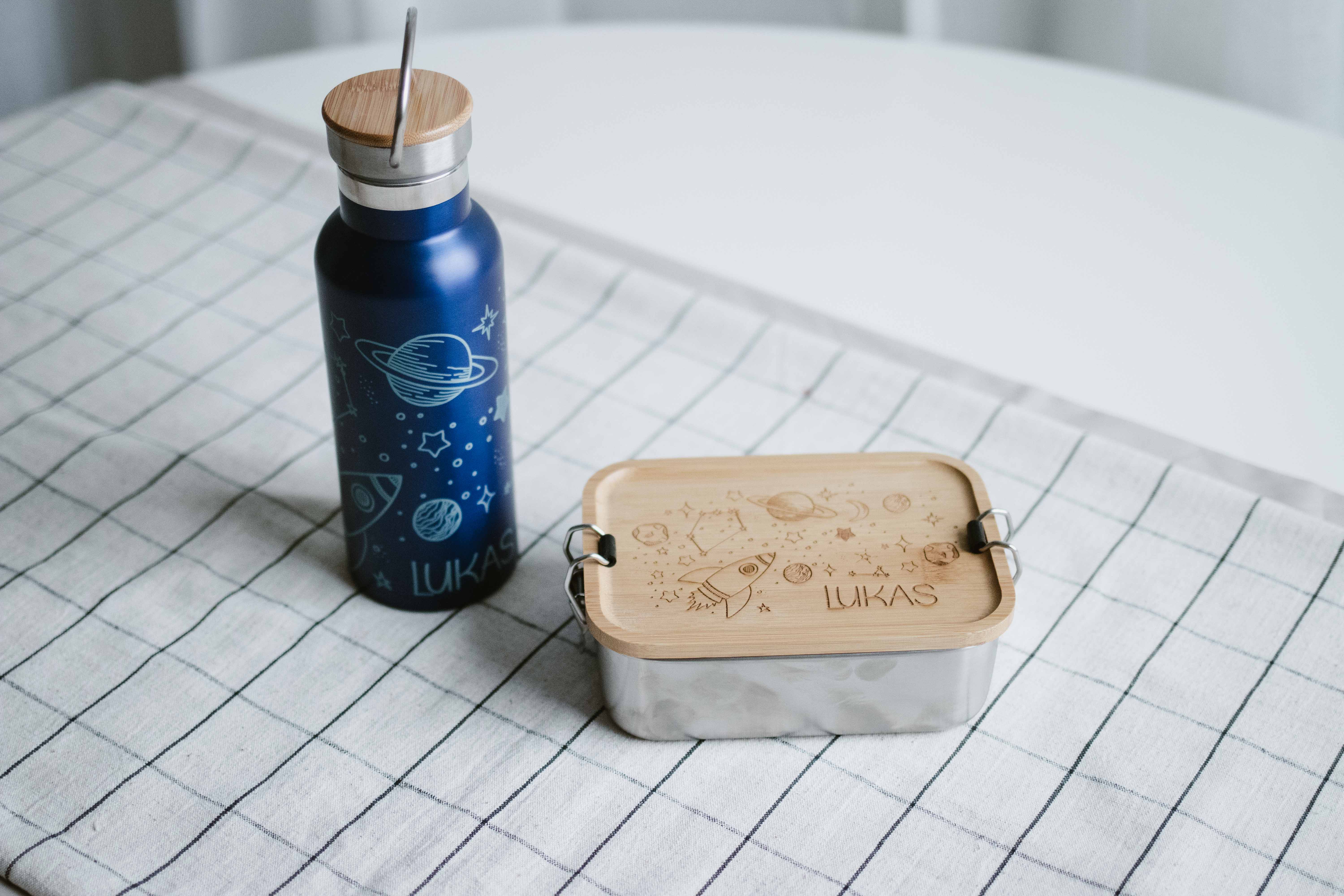 IMG_9304 Invy Design - Trinkflasche & Lunchbox "Space"