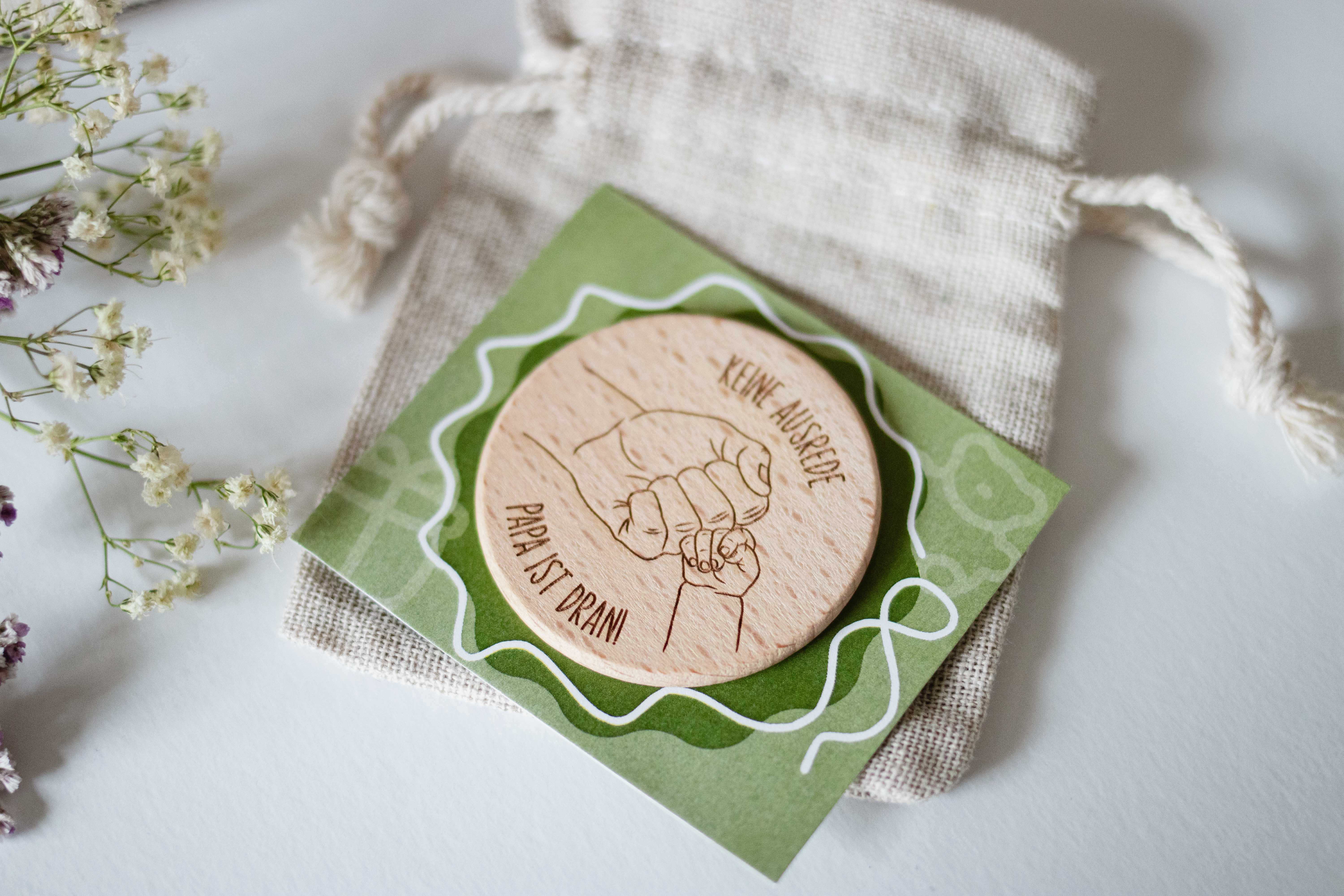 Invy Design - Entscheidungshilfe Holztaler "Mama oder Papa" Invy Design - Entscheidungshilfe Holztaler "Mama oder Papa"