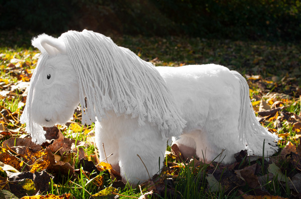 Crafty Ponies - Kuschelpferd 48cm weiß/weiß